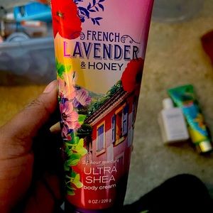 Bath & body works Body cream